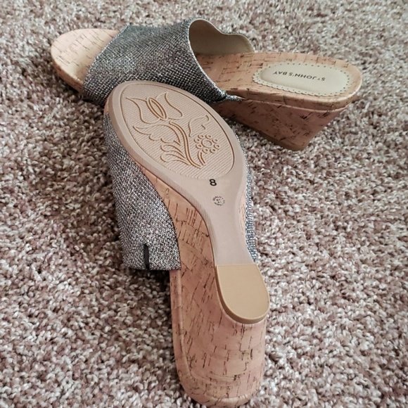 Slipper - Picture 4 of 4